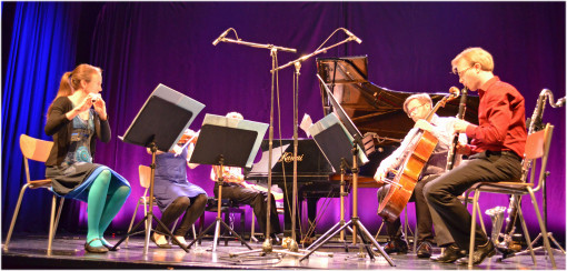 Uusi suomalainen nykymusiikin esittämiseen keskittyvä Uusinta – ensamble esiintyy Viitasaarella useassa konsertissa.