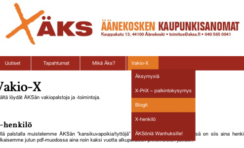 Yläpalkista pääsee käsiksi myös blogeihin.
