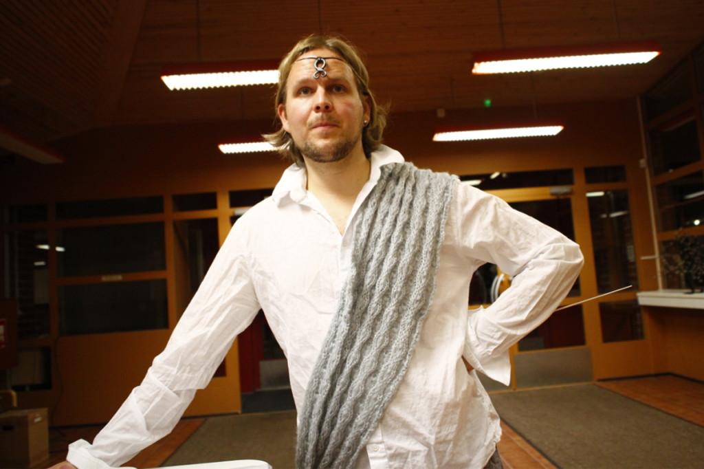 Kalle Santanen toimii kapellimestarina.