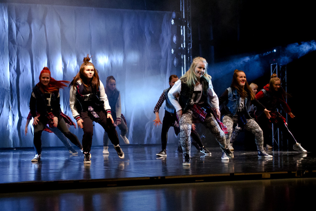 Koskelan Tanssi Pyöräytyksiä 2