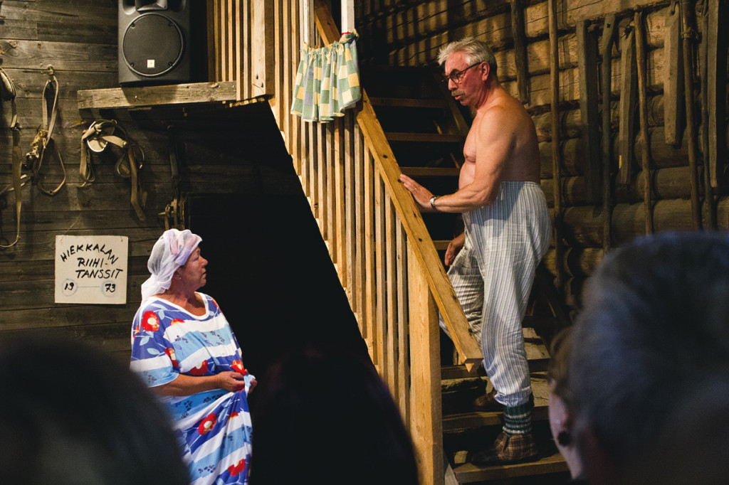 Kömin teatteri Riihitanssit 2014 8