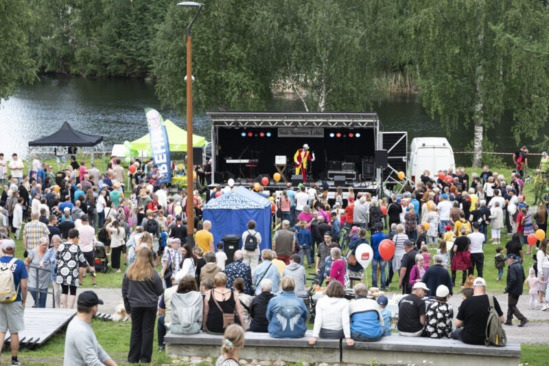 Elorieha uusin vetäjin, tutuin kuvioin