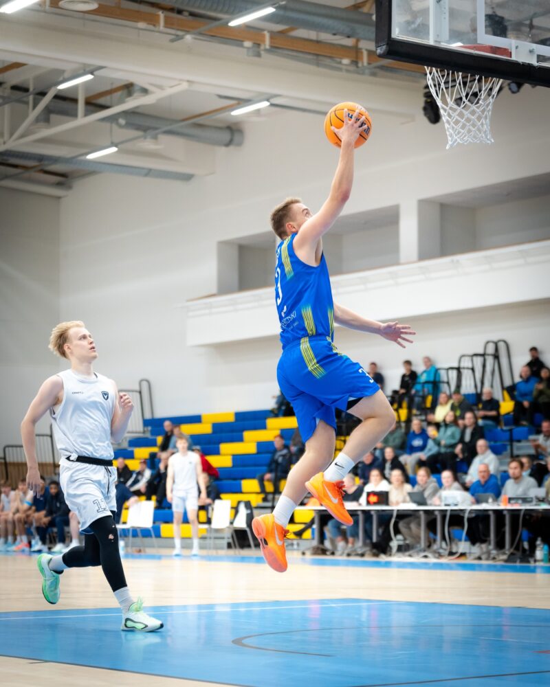 Vieraissa kunnostautunut Rahola Huiman vieraaksi