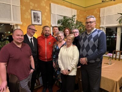 Toni Salonen, Antti Vainikainen, Jussi Kangas, Maria Kokko, Virpi Peuhkurinen, Miina Niskanen, Marjo Steffansson ja Markus Lehmonen asettuivat tuoreeseen hallituskuvaan, josta puuttuu Tommi Lunttila ja Riikka Happo.