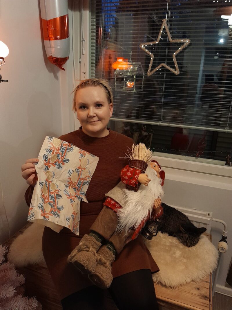 Jouluhupsuus luo iloa syksyn pimeyteen