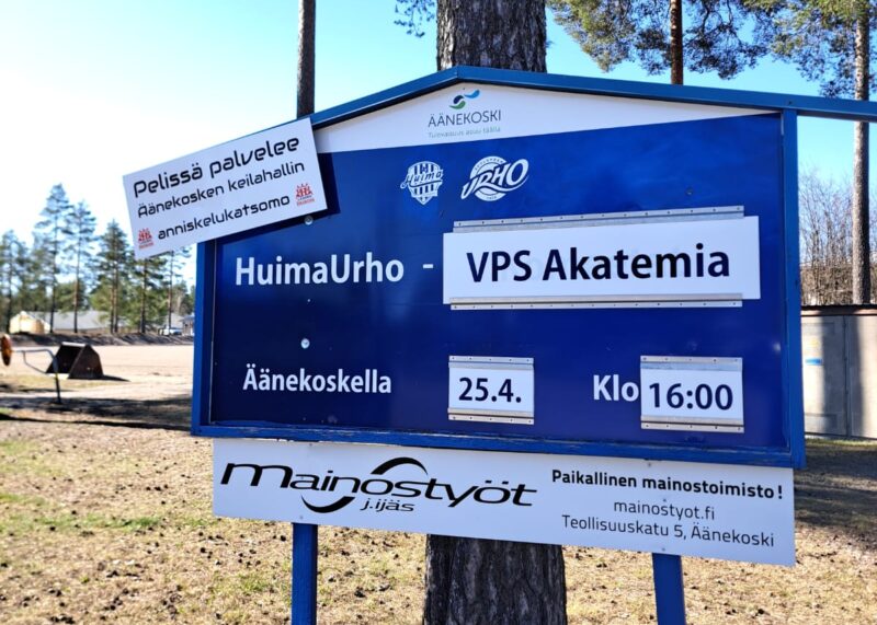 HuimaUrhon edustusjalkapallon kausi alkaa lauantaina - Liikuntapuistossa nyt myös anniskelukatsomo