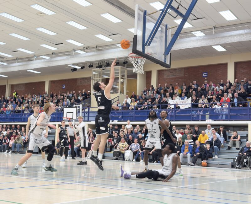 Kipinä finaaliin! Jännitysnäytelmä kesti viime sekunneille saakka