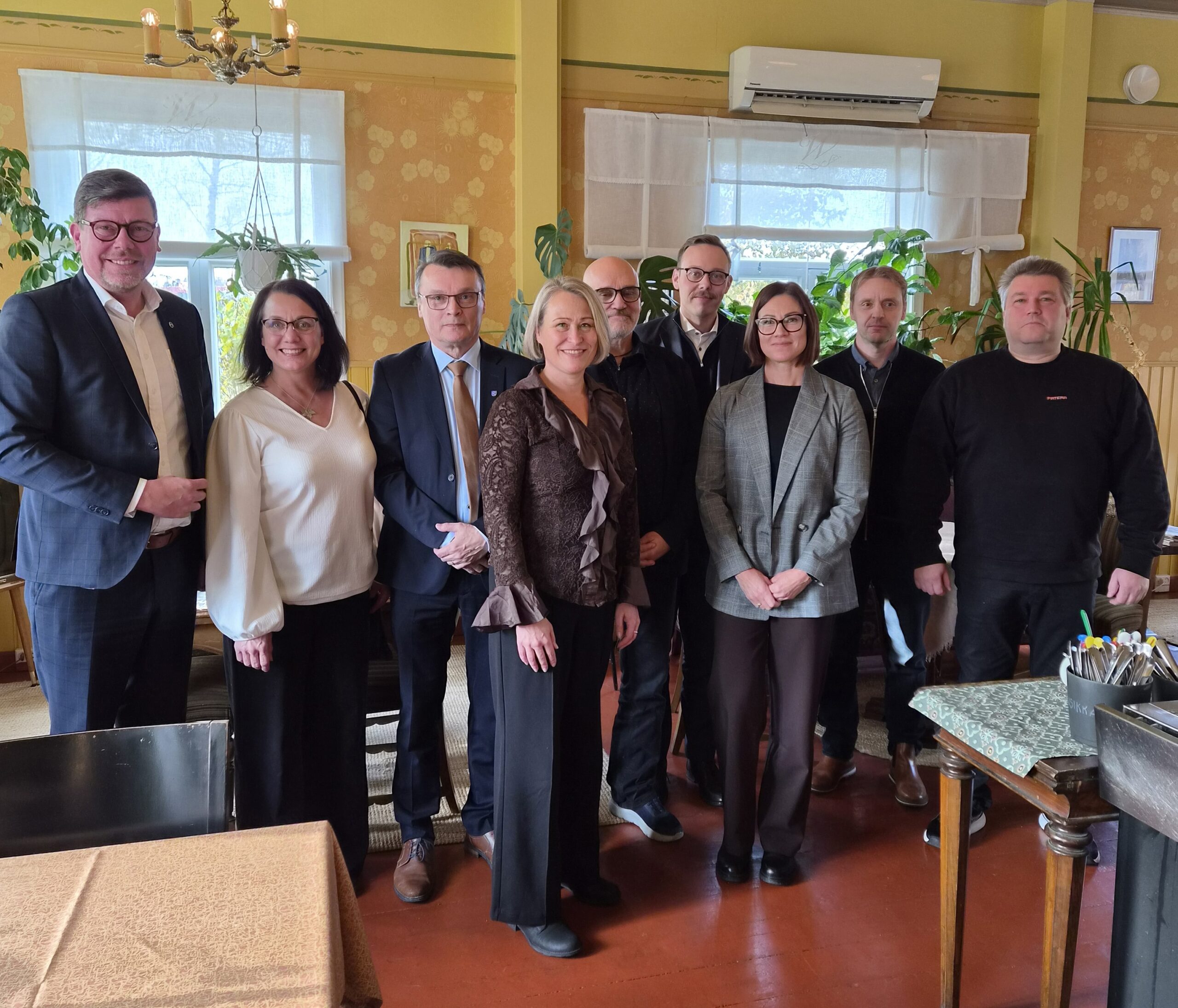 Teollisuuden investoinnit esillä työministeri Matias Marttisen vierailulla